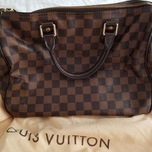 Louis Vuitton Speedy bag